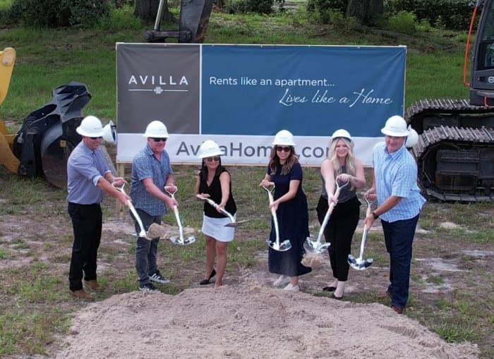 Working at NexMetro Gallery Photo